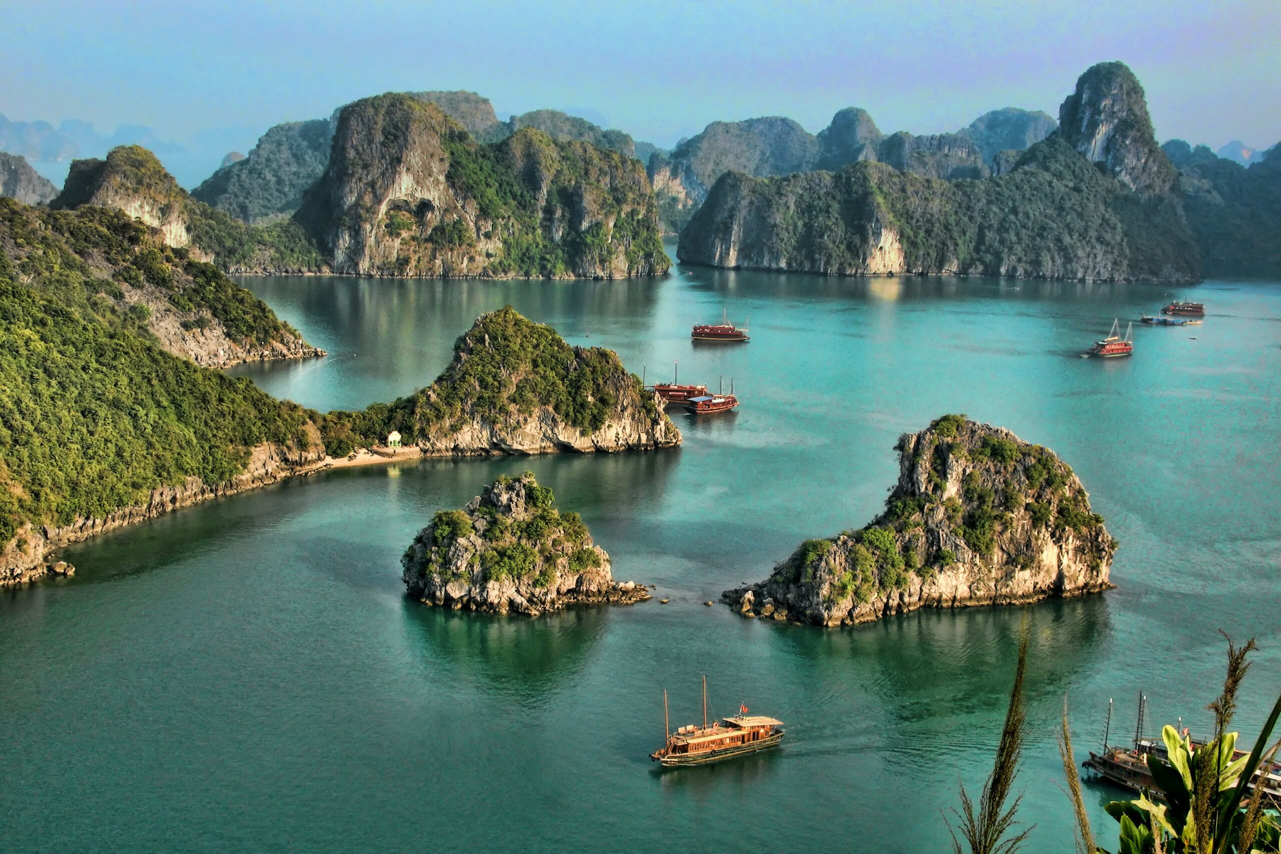 Visiting Halong Bay: tips to help you plan your trip – Lonely ...
